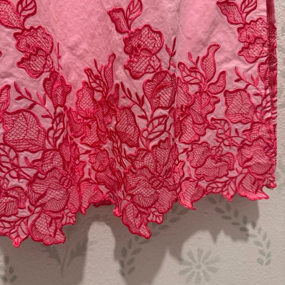 Hyacinth House Eliza pink embroidered floral dress - Picture 7 of 11